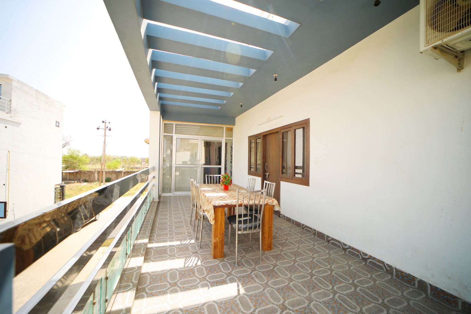 Open Terrace